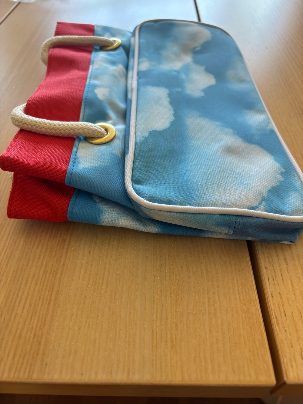 BNOT MOSCHINO Authentic and Vintage 90’s Clouds hand bag!!! - Picture 5 of 12
